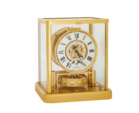 JAEGER-LECOULTRE; ATMOS TISCHUHR "Classique Phases de Lune", vergoldetes Messing, Kaliber 560, Ser. Nr.: 707368, mit Anzeige 