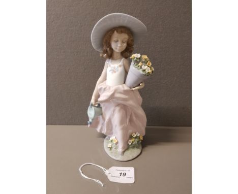 LLADRO FIGURE 7676 A WISH COME TRUE  NO BOX
