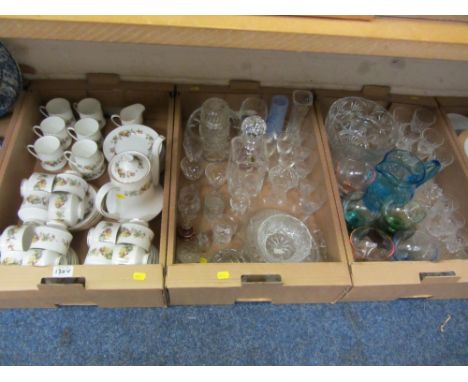 Royal Standard 'Lyndale' tea service and assorted glassware in three boxes