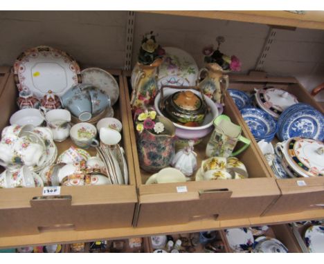 Royal Albert 'Berkeley' 15 piece tea service and other decorative ceramics in three boxes