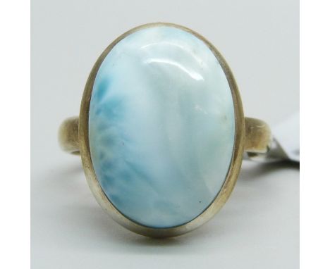 A silver gilt Larimar cabochon ring, R 