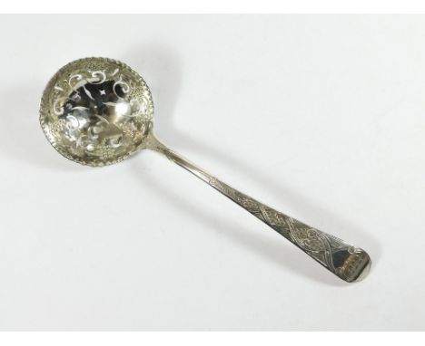 SILVER SPOON. A Georgian silver ladle, pierced as a sifter spoon. Approx. 58.3g. (1.8 t.oz).  Please note that all items in t