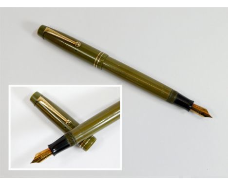 PARKER VICTORY. A c.1940s, Parker Victory fountain pen in khaki green. Large 14k gold nib, Size N & with barrel end push butt