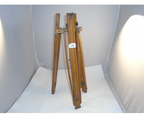 VINTAGE WOODEN TRIPOD WITH PLATE A/F