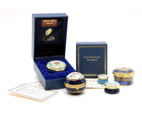 Two Halcyon days boxes, including a 2000 St Valentines Day box, together with a Royal Worcester porcelain box, etc