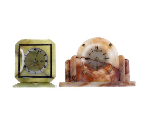 ART DECO ONYX MANTEL CLOCK, with eight day movement, with silvered chapter ring with Roman numerals, on a stepped rectangular