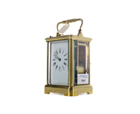 EARLY 20TH CENTURY REPEATER CARRIAGE CLOCK, the two train eight day movement striking on a gong, with white enamel dial with 