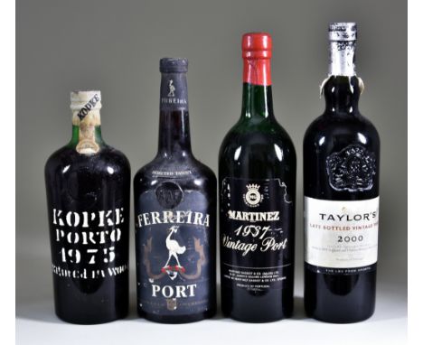 Twelve Bottles of Port, various, comprising - Kopke 1975, Dow's Reserve Non-Vintage, Dow's Master Blend LBV 2004, Taylor's LB