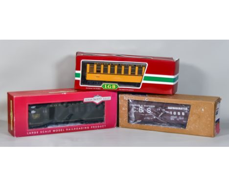 A Small Selection of G Gauge Railway Items, including - Bachmann (Southern ) coach in green, LGB30800 railway carriage, USA t