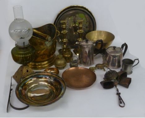 A PAIR OF VICTORIAN BRASS CANDLESTICKS WITH SQUARE BASES AND EJECTORS, A BRASS HELMET FORM COAL RECEIVER, A PAIR OF COAL TONG