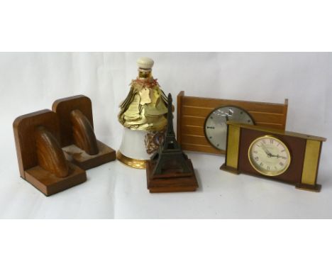 A METAL EIFFEL TOWEL ORNAMENT, A SMITH'S TEAK MANTEL CLOCK (BATTERY OPERATED), A PAIR OF ART DECO OAK BOOKENDS, A BELLS ROYAL