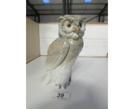 A NAO by Lladro porcelain owl