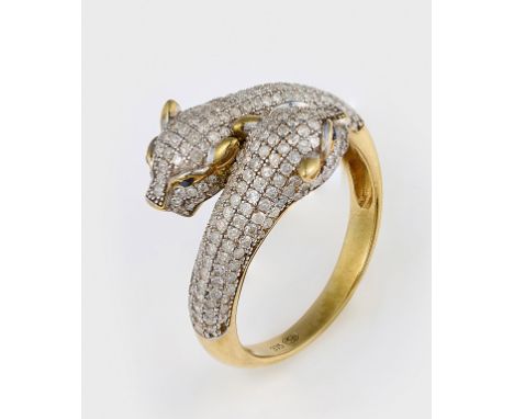 Dekorativer Panthère-DiamantringGelbgoldlegierung 9 ct.; Diamant-Pavéfassung. Gew. ca. 5,31 g. Ring set with diamonds, in 9 k