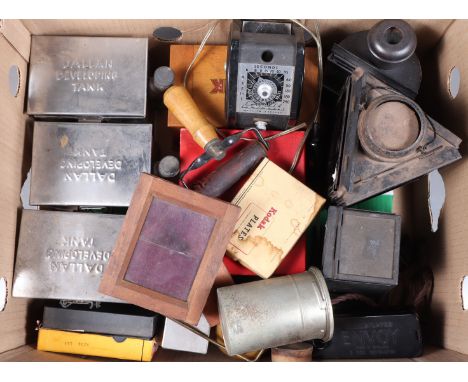 Early 20th Century Darkroom Equipment, including three Dallan plate aluminium developing tanks, a Brownie Kodak Film Tank Mod
