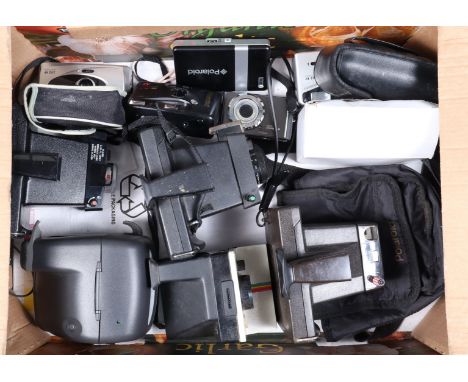 A Tray of Polaroid Cameras, instant models including 600, 1000, Super Swinger, Instant 10, Square Shooter 2  (5); compact mod
