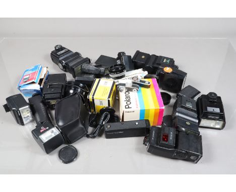 A Box of Electronic Flashguns, brands including Miranda (3), Olympus (3), Minolta (1), Vivitar  (1), Canon (1), other flashgu