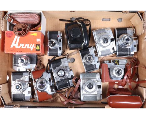 A Tray of Viewfinder Cameras, including a Bella 44 and 66, Bencini Koroll 24, Comet S (2) Koroll 2, a Pax M3, an Anny 44, in 