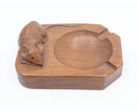 Mouseman: A Robert Thompson of Kilburn, Yorkshire oak ashtray, with carved mouse to top, length approx. 10.5cm and width appr