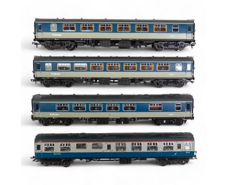 Bachmann 'OO' Gauge Intercity Pullman Coaches x3 plus one other. Three Bachmann Pullman coaches number E332E, E327E, E347E - 