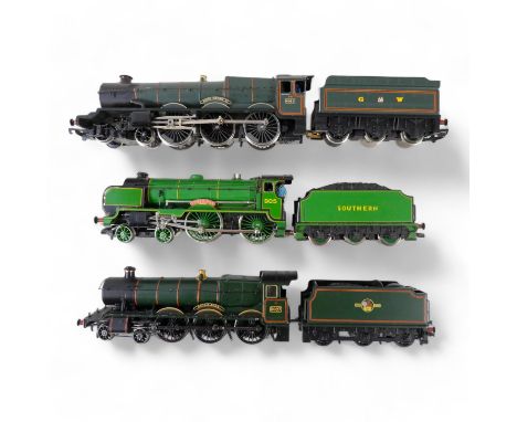 'OO' Gauge Steam Locomotives x 3. Comprising: Hornby GWR 4-6-0 King Henry VI 6018 locomotive and tender. Hornby Southern 4-4-