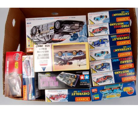 15 assorted 1/32nd and 1/24th scale plastic various racing car kits, to include Le Man, WRC and other examples, all appear as