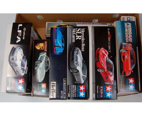 8 1/24th scale plastic car kits by Heller, Tamiya and Hasegawa, all appear as issued, in the original boxes, all sports and c