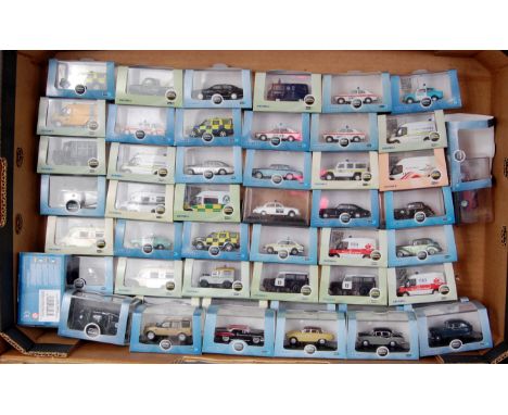 50 boxed as issued 1/76th scale Oxford Diecast vehicles, various subjects to include emergency services, classic cars and var