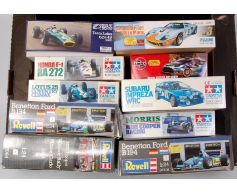 10 mixed scale 1/20th, 1/24th and 1/32nd plastic racing car kits, mixed subjects too include Formula 1, Monte Carlo, Le Mans 