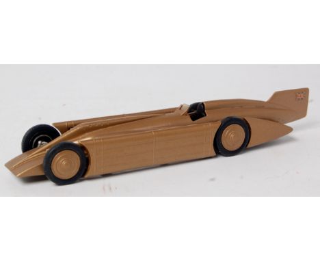 Western Models Golden Arrow 1929, gold body with black seats and tyres, complete with "Union Jack" decal to rear, loose examp