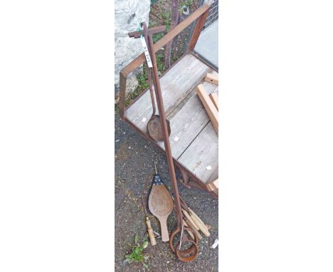A quantity of collectable items including smelting tools, measures, etc.