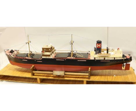 Dean's Marine Constructed Kit 'Hudson Sound' (1950) 1:96 Scale  highly detailed modified kit fitted with electric motor 39", 