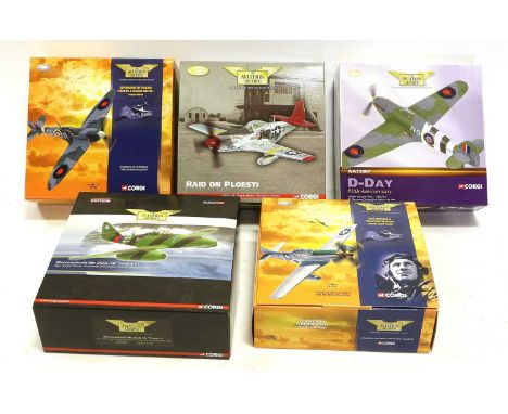 Corgi Aviation Archive 1:72 Scale WWII Group US32215 P51D Mustang, AA32007 Hawker Hurricane, US35705 Messerschmitt Me262, 490