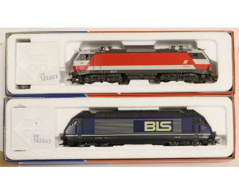 Roco HO Gauge Pantograph Locomotives 63610 OBB 1014 007-7 and 43656 BLS Re 465 002 (both E boxes G-E) (2)