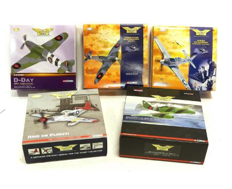 Corgi Aviation Archive 1:72 Scale WWII Group US32215 P51D Mustang, AA32007 Hawker Hurricane, US35705 Messerschmitt Me262, 490