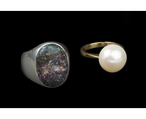 A CULTURED PEARL SINGLE STONE RING, the cultured pearl measuring approximately 13.7mm in diameter, 18ct gold mounted, maker's