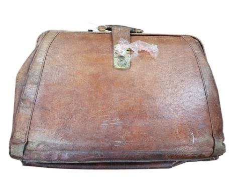 VINTAGE LEATHER ATTACHE CASE