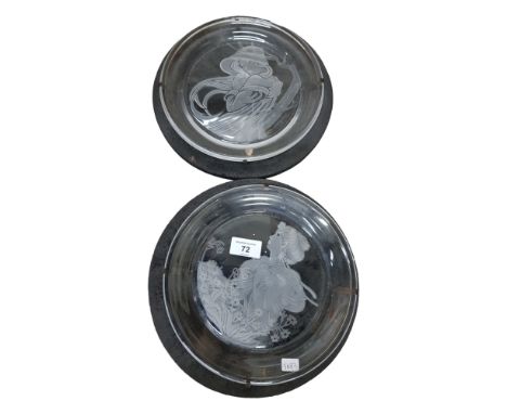 PAIR OF ART NOUVEAU GLASS PLATES 