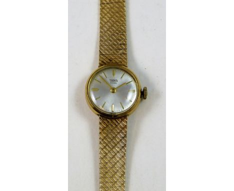 Tudor - a 9 ct gold lady's manual wind wristwatch, London 1967, cal 2512, 17 jewel Tudor movement, the silvered dial with gil