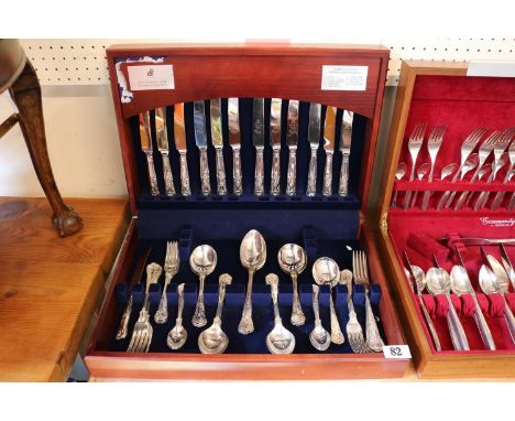 Cased Viners 96 Piece Canteen of Cutlery 