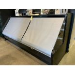 Beau Comptoir réfrigéré ouvert a / rideaux, DAUPHINAIS # EU4A - 10' pieds- pas de compresseur