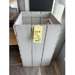 Bac en bois, 17 x 18 ''x 30" H