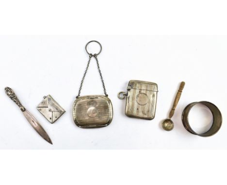 A collection of five silver pieces. The lot to include hallmarked silver vesta case. Hallmarked year 1910 Birmingham. Sponsor