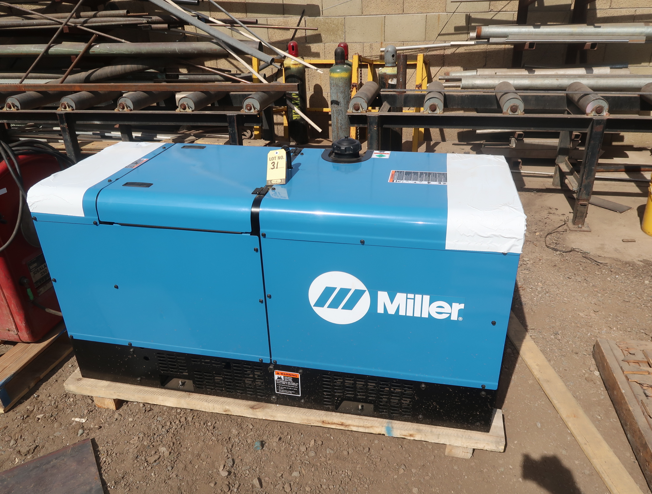 MILLER TRAILBLAZER PRO 350D DIESEL POWERED CC/CVAC/DC WELDER 12,000W