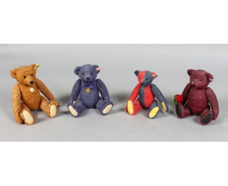 FOUR STEIFF PORCELAIN BEARS.