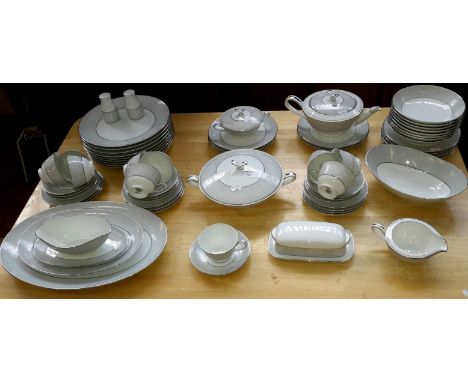 Large Noritaki 'Damask' dinner/ tea service 