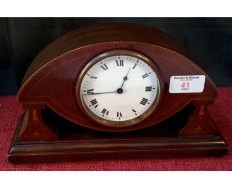 French Edwardian mantle clock with inlays & in working order, 15x26cm 