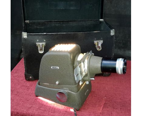 Vintage Aldis slide projector with fitted case & pull up screen 