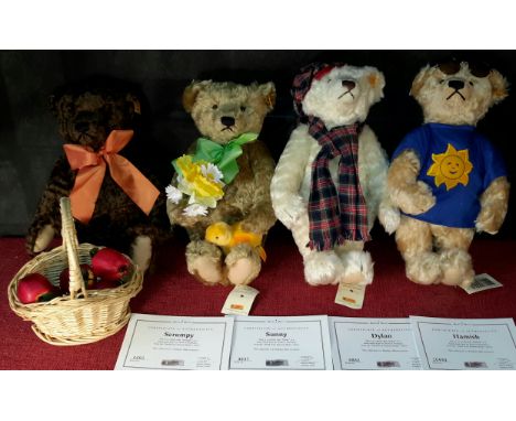 A collection of 4 seasonal Steiff bears with certificates 