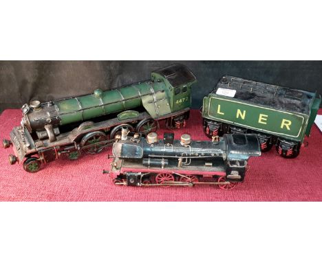 Large Flying Scotsman metal model train 65cm long, together with small metal train model