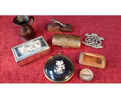 Various collectables to include, old wooden snuff box, pill boxes & military badge 